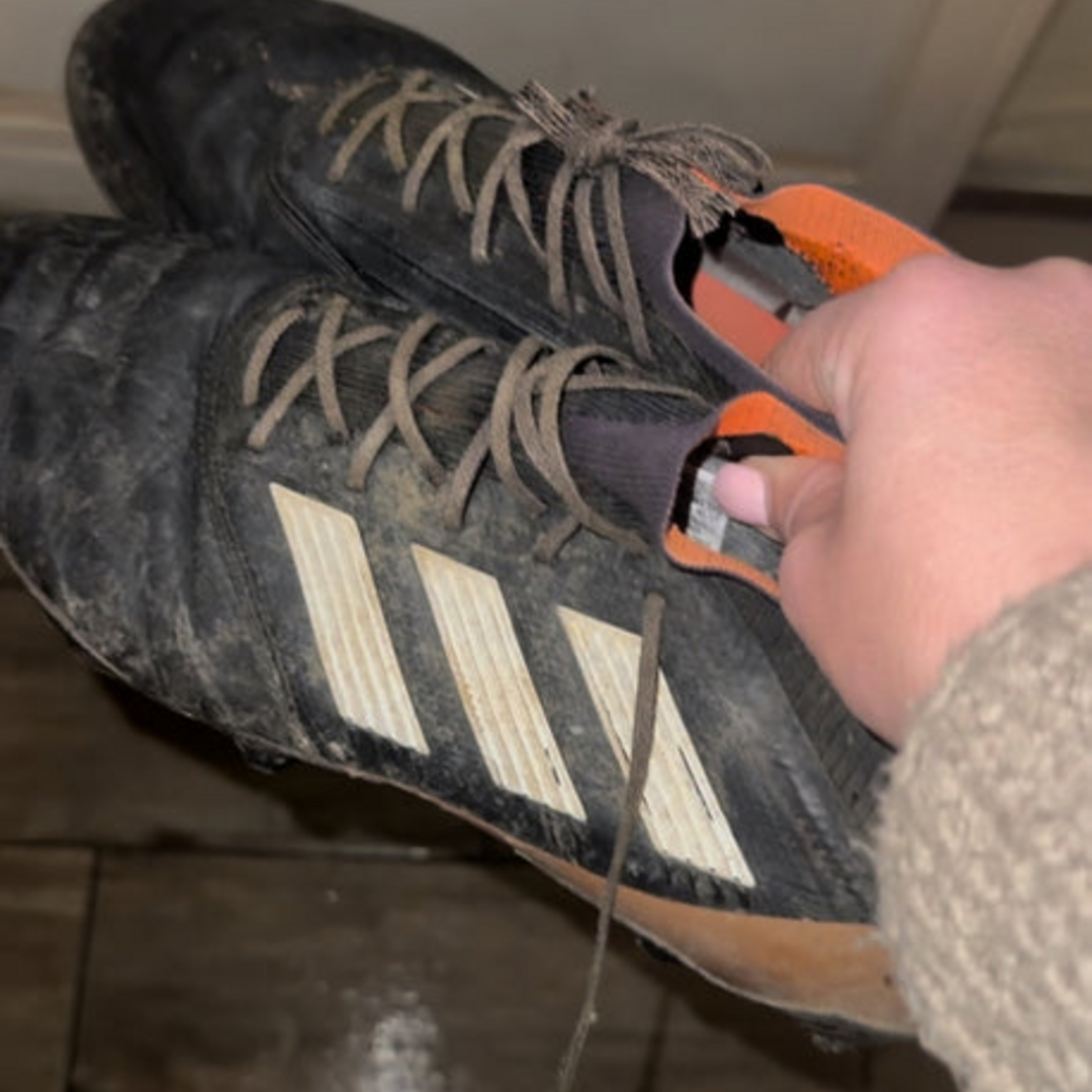 Is there a solution to smelly football or rugby boots?